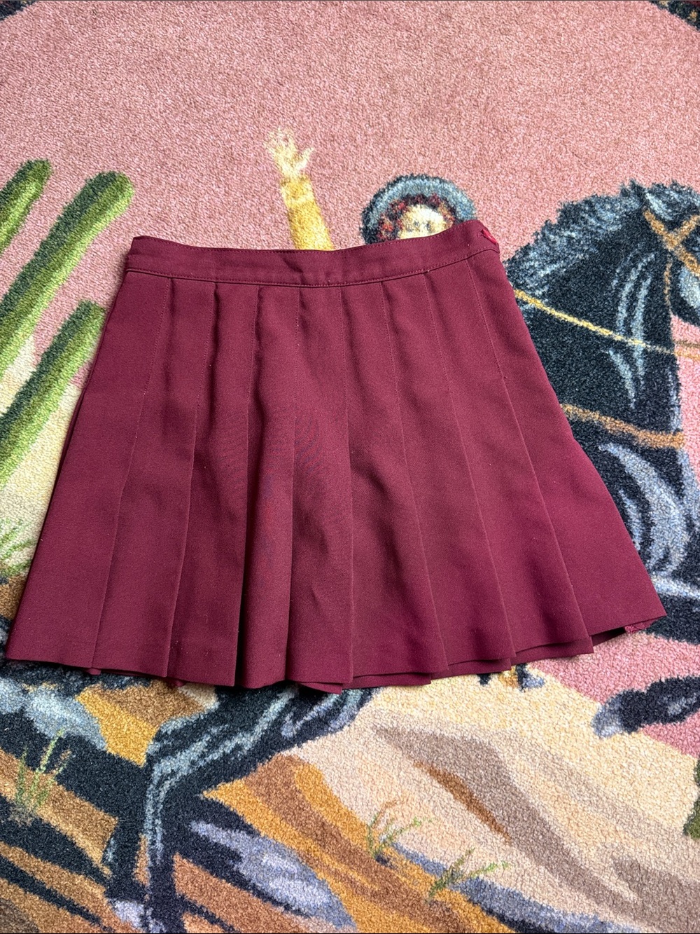 AMERICAN APPAREL SKIRT SCHOOLGIRL